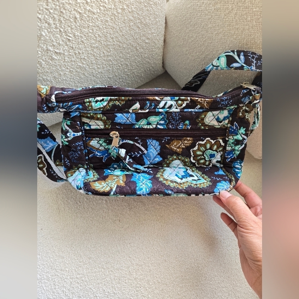 Jordan Accessories NY Small Brown/Blue Quilted Floral Shoulder Bag - Picture 2 of 3